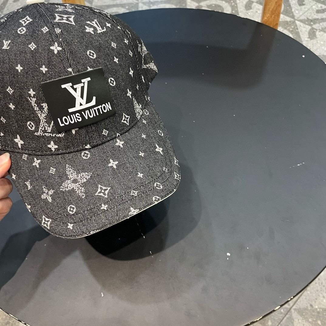 Louis Vuitton Caps